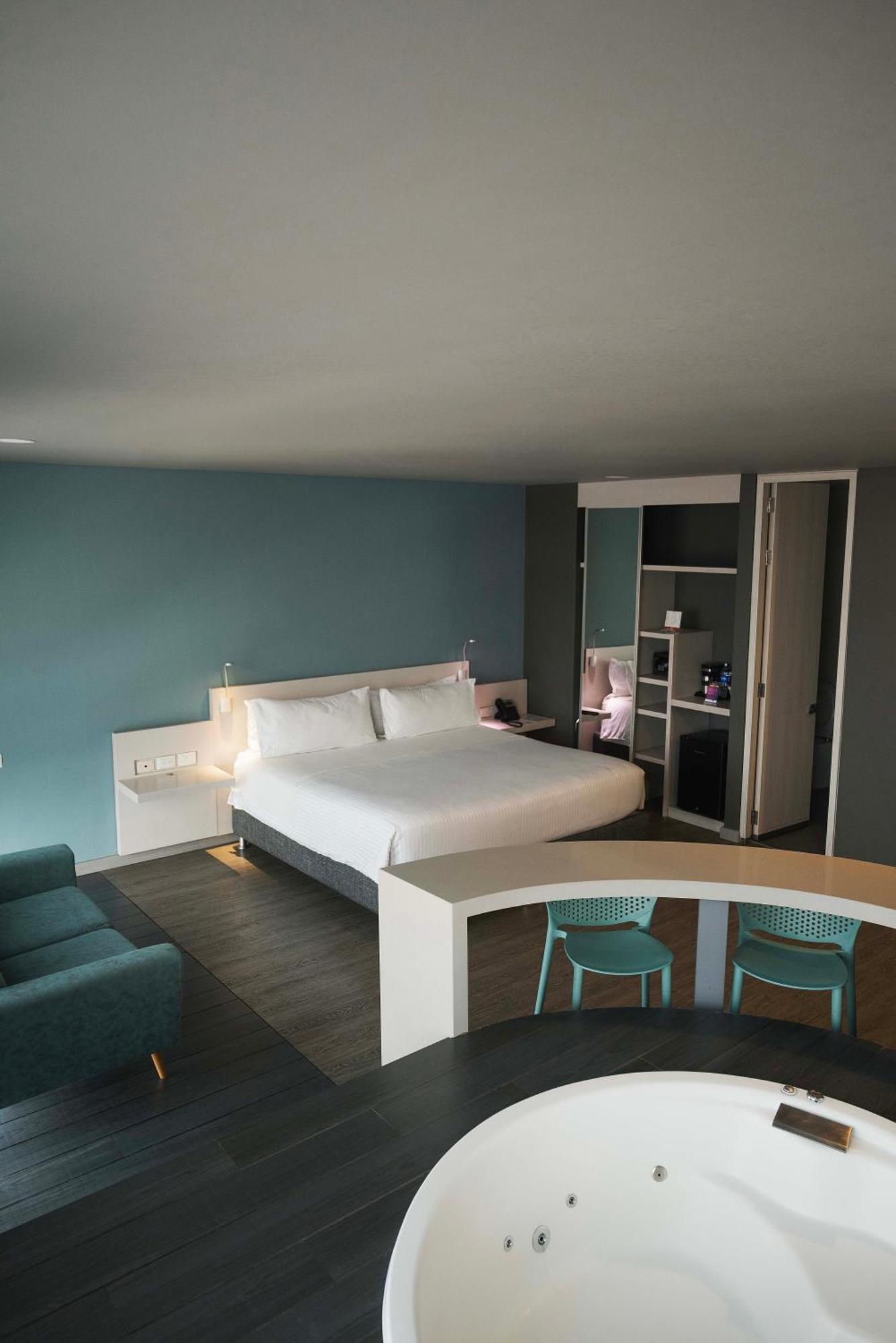 Hotel Black Tower Premium بوغوتا المظهر الخارجي الصورة