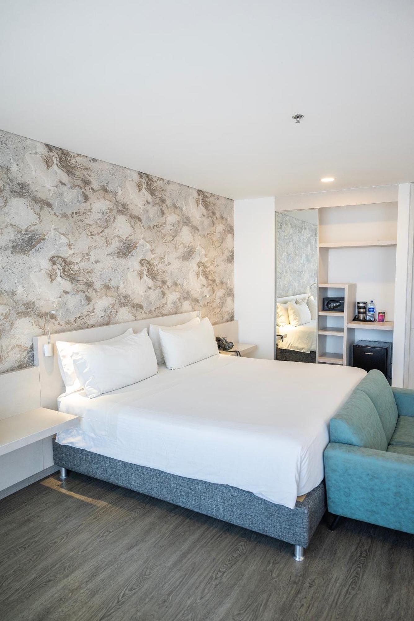 Hotel Black Tower Premium بوغوتا المظهر الخارجي الصورة